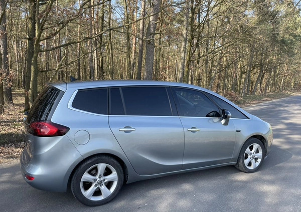 Opel Zafira cena 36000 przebieg: 157500, rok produkcji 2012 z Turek małe 781